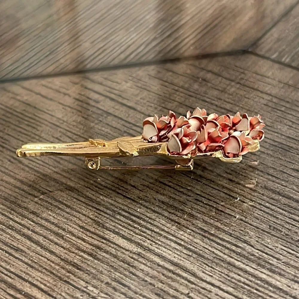 Vintage Rose Flower Pin DM 1997 “David Monn” Rose Bouquet